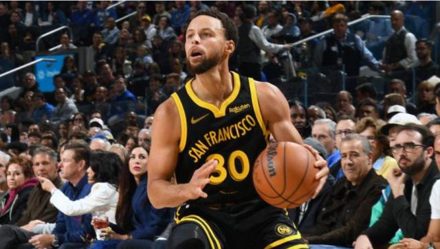 实时比分查询-扛起球队不易！库里遭遇膝盖伤势 勇士迎艰难时刻