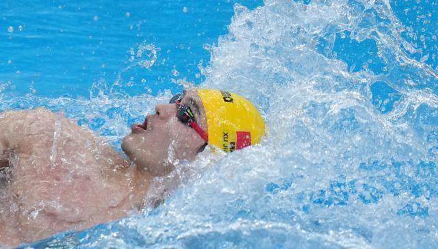 足球直播平台-脸色惨白步伐略显沉重 混采区的徐嘉余令人心疼